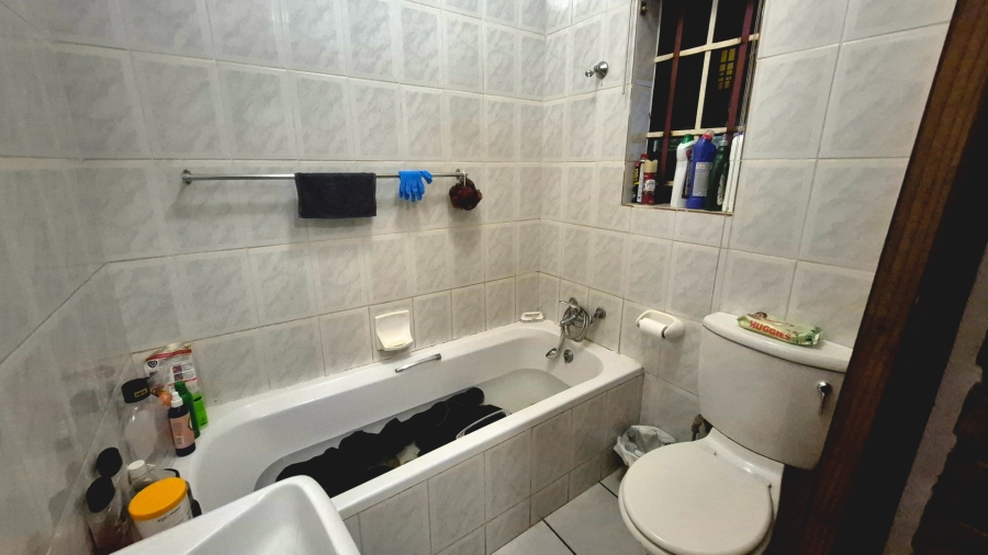 1 Bedroom Property for Sale in Die Bult North West